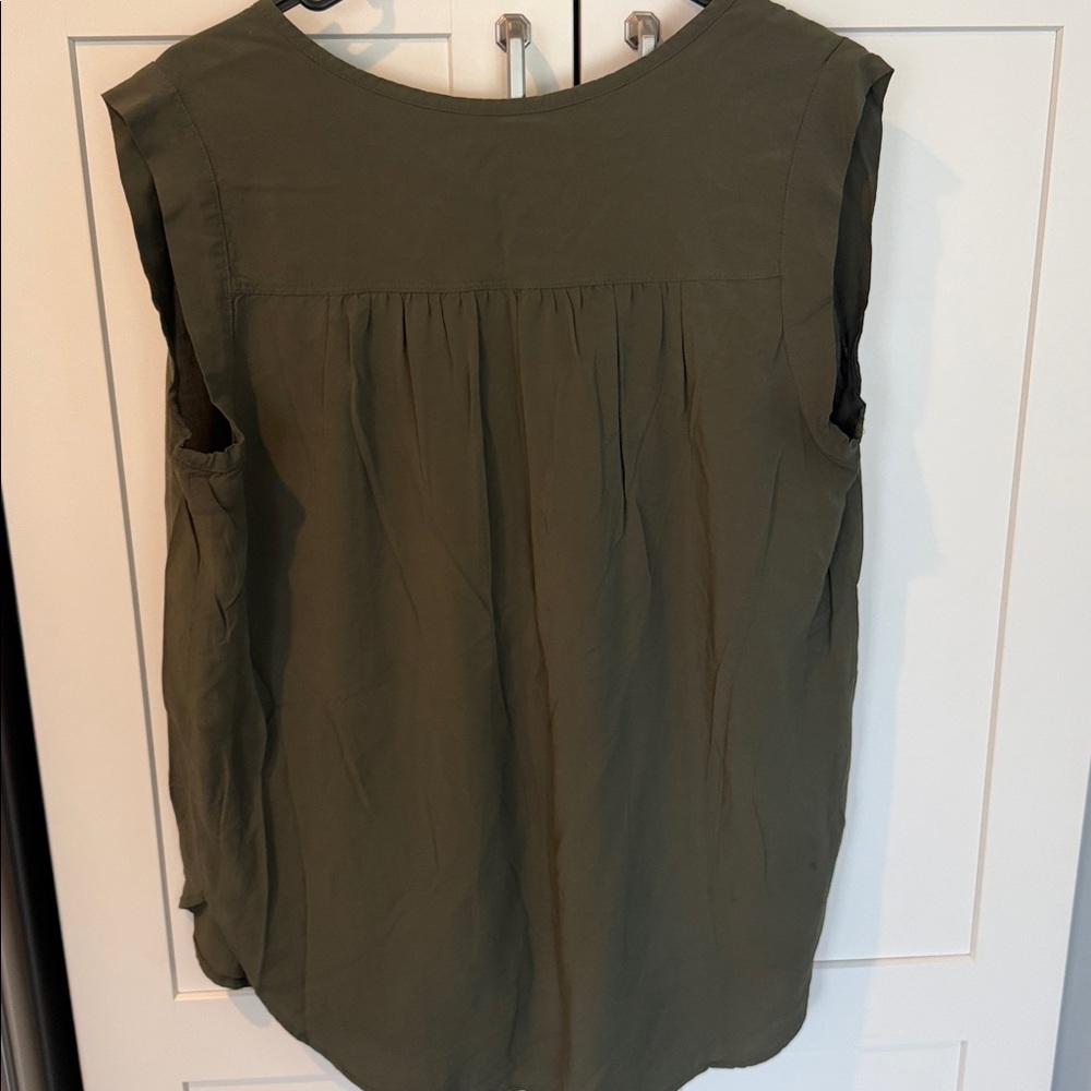 LOFT Olive Green Sleeveless V-Neck Blouse - Picture 5 of 5